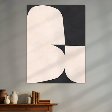 Black expressive shapes 3