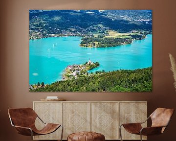 Vue de la tour d'observation Pyramidenkogel sur le lac Woerthe