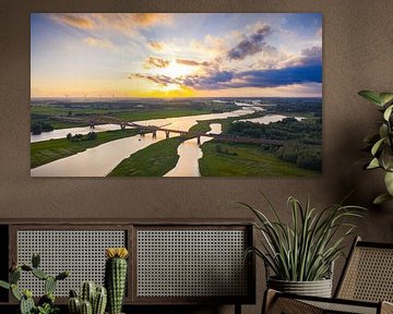 IJssel landschap tijdens zonsondergang van bovenaf gezien van Sjoerd van der Wal Fotografie