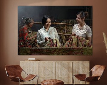 New generation of batik artists by Anges van der Logt