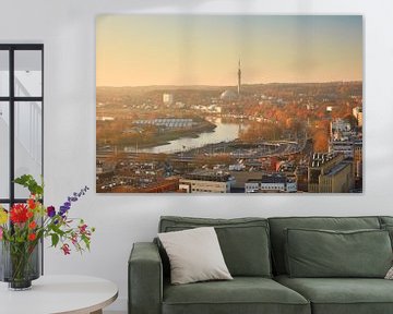 Arnhem in de avond bij zonsondergang van Martin Bergsma