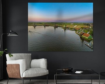 Zaanse Schans windmolens tijdens een zomerse zonsondergang in Nederland van Sjoerd van der Wal Fotografie