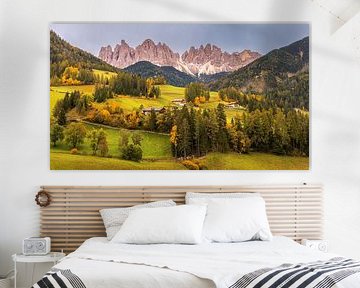 Santa Maddalena in de Italiaanse Dolomieten in Zuid-Tirol in de herfst.