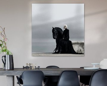 Connected in Silence | Art équestre noir et blanc sur Karina Brouwer