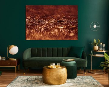 Abstrakte Fotografie: Wassertropfen spiegeln sich in der Leere von Marjolijn van den Berg