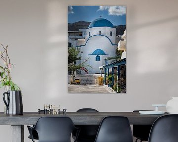 City life in the Cyclades, Greece by Heiko Meier