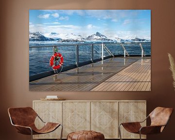 Cruisedek met Uitzicht op Antarctische Bergen van Nancy Pauwels Photo