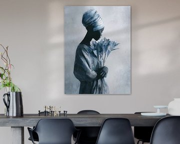 Stilte in Blauw – Portret van Elegantie en Kracht van But First Framing