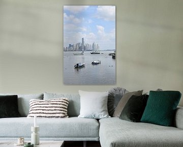 The fishing port and the city