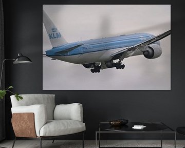 Flying Holiday by Damien Nieuwland