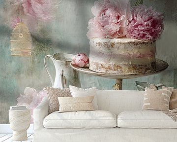 Pfingstrosenkuchen auf einem Vintage-Holztisch – Shabby Chic Stillleben