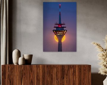 Rijntoren in het maanlicht van LICHTERKISTE