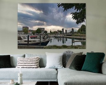 Bateaux dans le petit port de plaisance de Weert