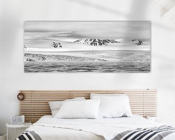 Spitsbergen landschap. van Ron van der Stappen