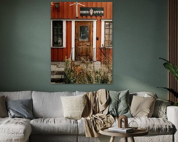 Fishing door in Henningsvær by Marèl Katier