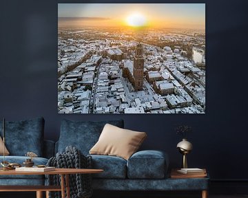Zwolle Peperbus kerktoren tijdens een koude winter zonsopgang van Sjoerd van der Wal Fotografie