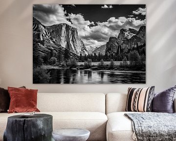 Zwart-wit rivierlandschap met bergen en wolken van Markus Gann