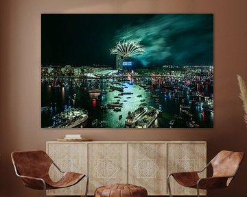 Vuurwerkshow SAIL Amsterdam 2025 met ADAM Toren en Het Ij van Renzo Gerritsen