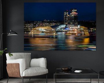 Lichtkunst SAIL Amsterdam 2025 met ADAM Toren en EYE Filmmuseum van Renzo Gerritsen