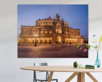 Dresden op het blauwe uur van t.ART