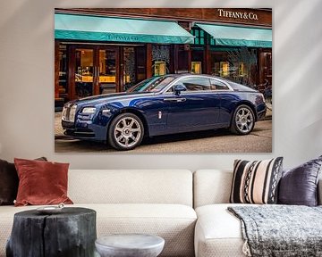 Rolls-Royce Wraith luxe coupé geparkeerd voor Tiffany & Co van Sjoerd van der Wal Fotografie