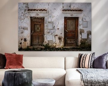 Old dilapidated facade in Alte by Eddy Westdijk