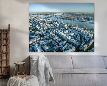 Stadsgezicht Kampen aan de IJssel tijdens een koude zonsopgang van Sjoerd van der Wal Fotografie
