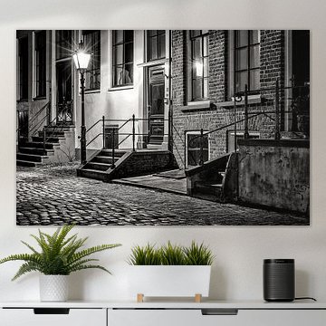 Zutphen, Kerkhof 8 at night