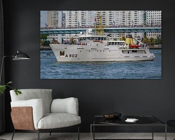 Marineopleidingsvaartuig Van Kinsbergen. van Jaap van den Berg