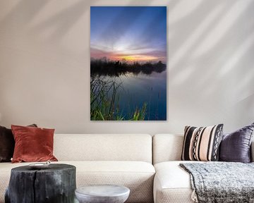 Mistige sfeer bij zonsopkomst in Uffing aan de Ach