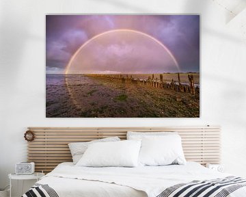 Regenboog boven de Waddenzee