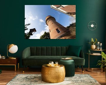 De Watertoren an de Lauwerhof in Utrecht van onderen gefotografeerd. van André Blom Fotografie Utrecht