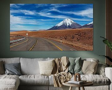 Die Vulkanlandschaft des Altiplanos in Bolivien von Roland Brack