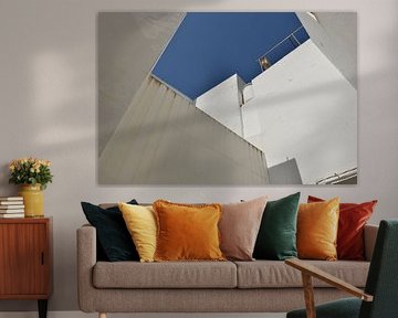 Minimalisme in het witte stadje Conil de la Frontera van Silva Wischeropp