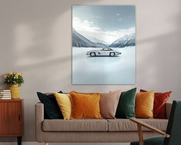 Retro zilveren auto aan de kant van het Froozenmeer van Pictufy