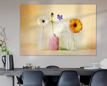 Moderne Vintage-Blumen | Buntes Stillleben
