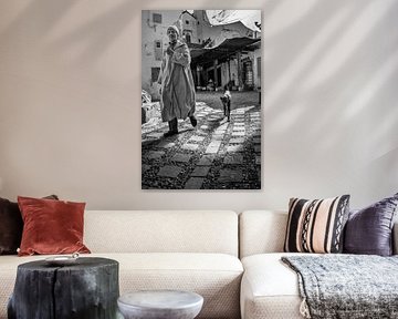 Mann und Hund in der Medina