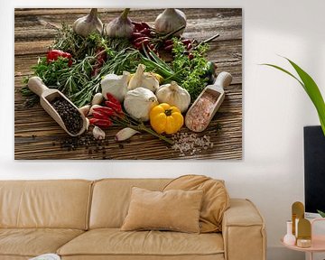 Frische Zutaten: Knoblauch, Paprika und Gewürze von Photo Art Thomas Klee
