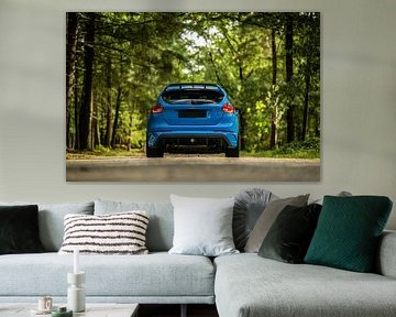 Ford Focus RS dans les bois
