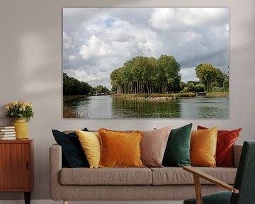 Canal Nimy-Blaton-Péronnes by Richard Wareham