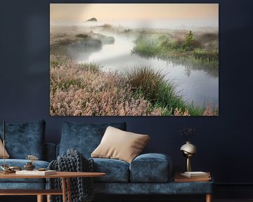 Een landschap van de Hunze of te wel de  Oostermoerschevaart, het water van rivier  de Hunze loopt noordwaarts water, van Karin Broekhuijsen