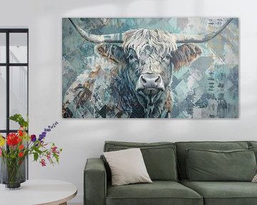 Stoere hooglander stier in blauw groen tint van Emiel de Lange