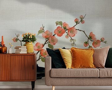 Japandisches Stillleben: Vase mit khakifarbenen Blütendoldenzweigen