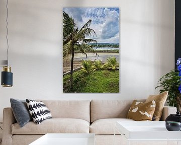 Entre rivière et océan, le port traditionnel de Pangandaran sur Frank Photos