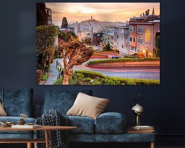Lombard Street at Sunset, San Francisco, États-Unis sur Aloke Design