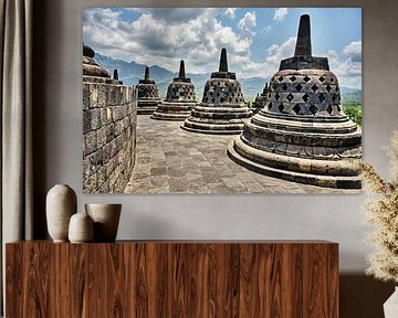 Der Rundweg zu den tausendjährigen Stupas von Frank Photos