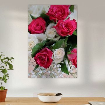 Rosenstrauß mit Pinken und weißen Rosen