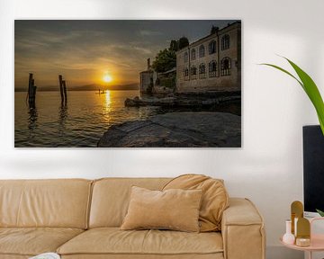 Tussen Zon en Stilte – Punta San Vigilio - Gardameer van Teun Ruijters