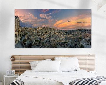 Panorama et coucher de soleil sur Matera illuminée