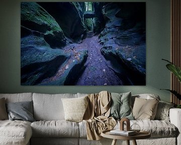 Wandelpad tussen de rotsen